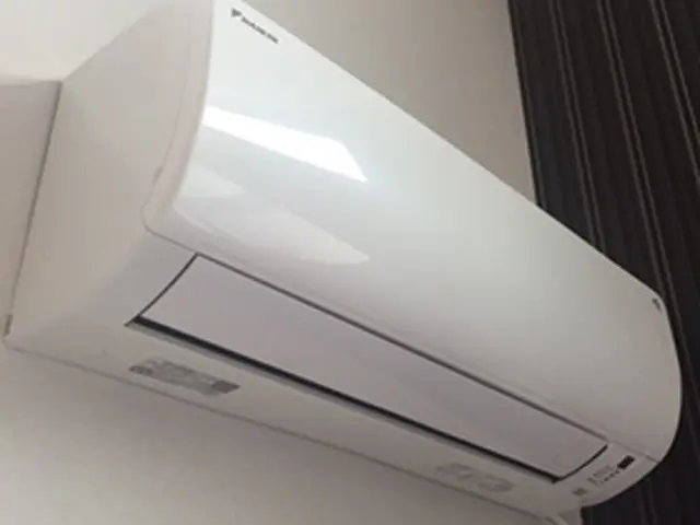 カビまで完全除去！嫌な臭いと汚れをスッキリ！エアコン◎4月空きありますサービスの画像