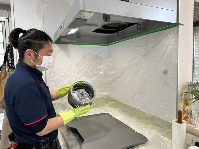 レンジフード分解クリーニング！ベトベト油にバイバイ(^^)／~ お得なセット有〼サービスの画像