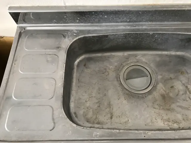 身だしなみ、言葉遣いを丁寧に心掛、お客様が御納得されるまて作業させて頂きます。サービスの画像