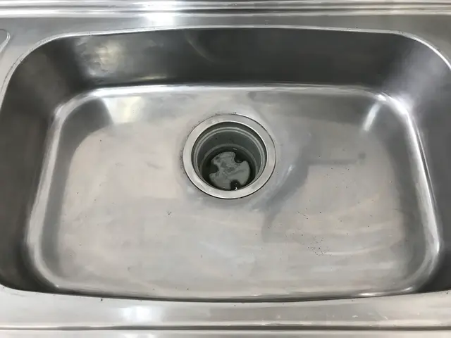 身だしなみ、言葉遣いを丁寧に心掛、お客様が御納得されるまて作業させて頂きます。サービスの画像