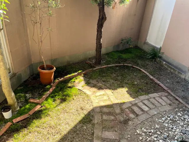 作業は丁寧で安心と高評価です、お気軽にご依頼ください！サービスの画像