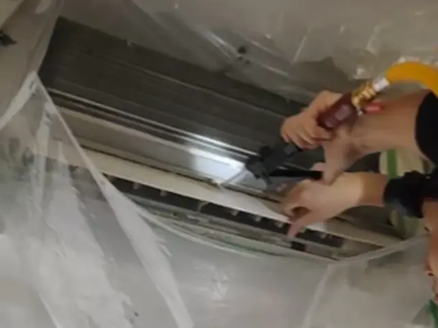 ★ハウスクリーニング士による作業★女性スタッフ活躍中　◎外注なし　損害保険加入サービスの画像