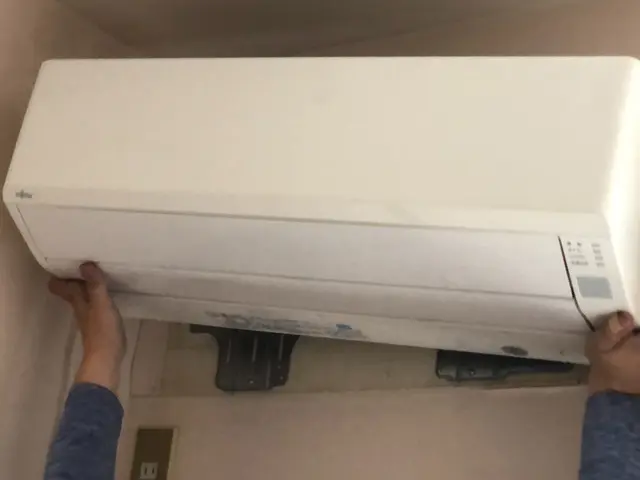 電気工事士が伺います！取り外し後弊社でエアコンを回収する場合のみお引き受けしますサービスの画像