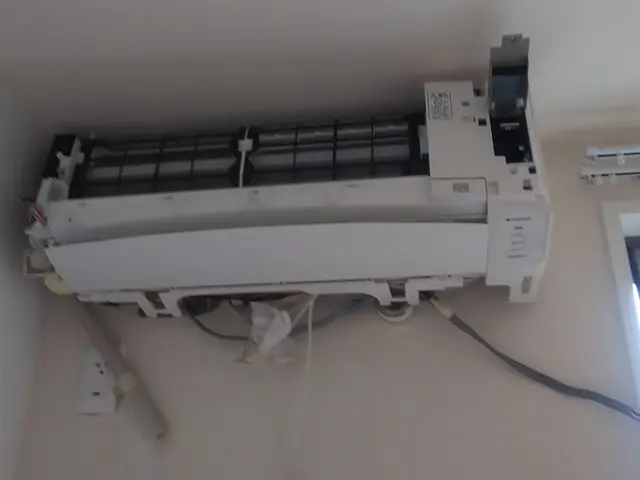 電気工事士が伺います！取り外し後弊社でエアコンを回収する場合のみお引き受けしますサービスの画像