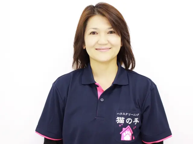 女性スタッフ非喫煙者訪問!　分解洗浄で頑固な油汚れスッキリ サービスの画像