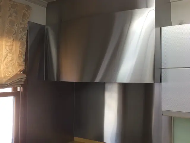 お写真の女性が長期休業になります。店長or店長とスタッフでのお伺いになります。サービスの画像