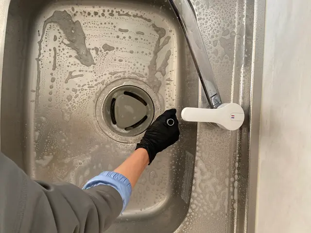 プロの技術でご満足いただけるように心を込めて作業いたしますサービスの画像