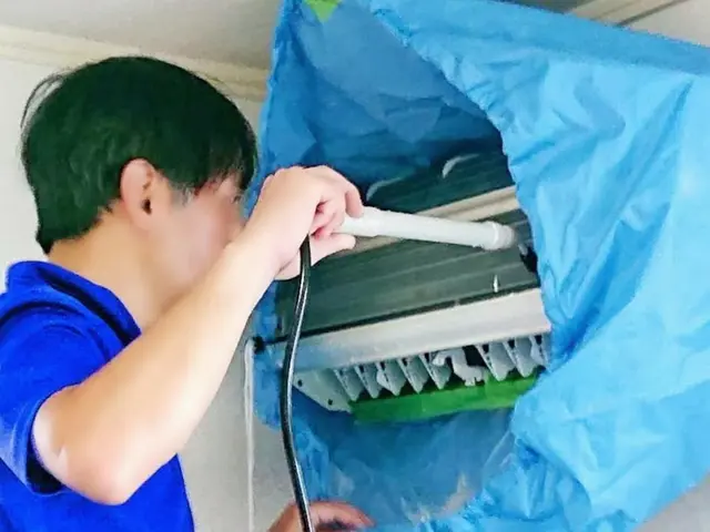 プロの技で快適空間を！安心・丁寧な作業にこだわる専門店サービスの画像