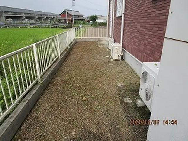 【丁寧な対応◎】お庭、駐車場、宅地の除草は弊社にお任せください。サービスの画像