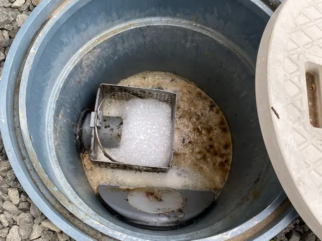 【排水管高圧洗浄】定期的なメンテナンスをお勧めします｜カメラによる配管内点検も可サービスの画像