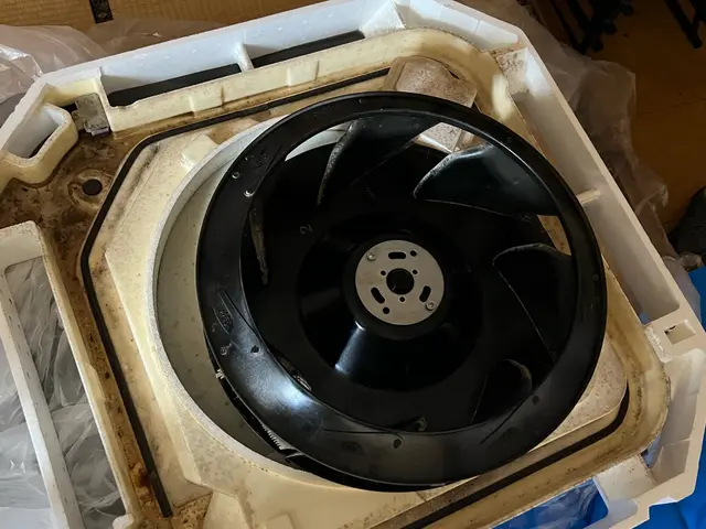 ★事業所様、病院様、保育園様等実績多数★ご家庭の天井埋込型もバッチリ仕上げます★サービスの画像