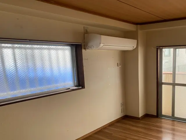 ◎予約から施工まで100%自社対応◎営業時間外も対応可◎損害保険加入店サービスの画像