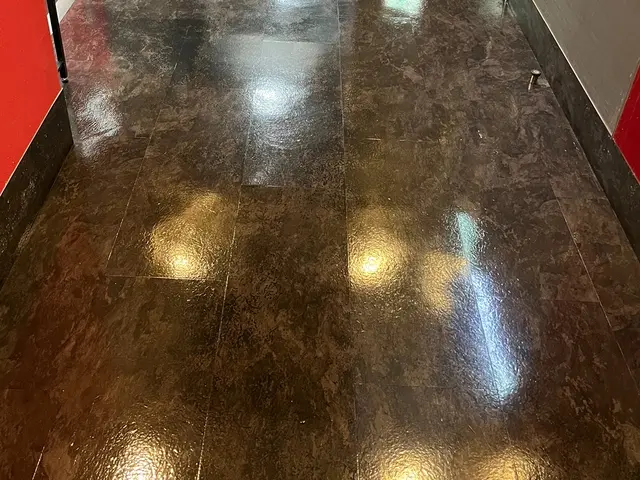 【※法人様向け※】病院、カラオケ、商業施設等の洗浄WAX、WAX剥離施工も可能☆サービスの画像