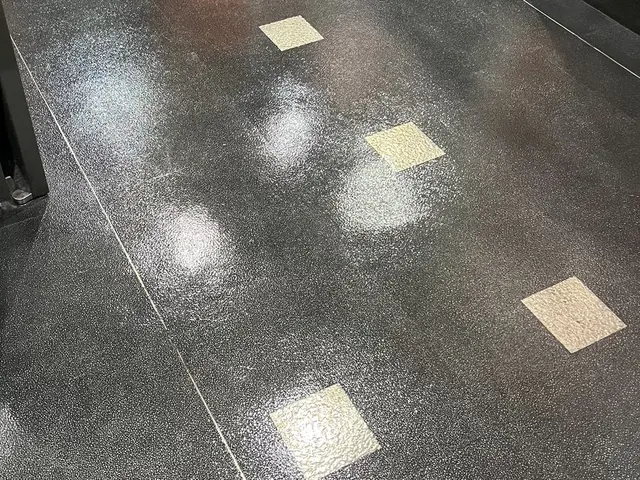 【※法人様向け※】病院、カラオケ、商業施設等の洗浄WAX、WAX剥離施工も可能☆サービスの画像