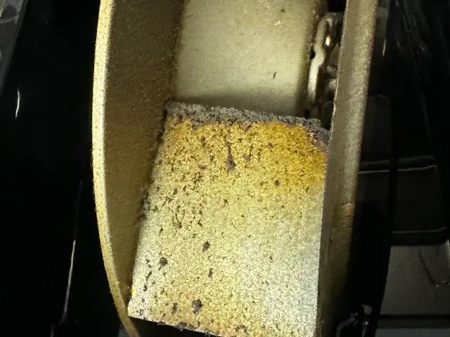 レンジフードの分解洗浄！シロカ迄油汚れを落とします！サービスの画像