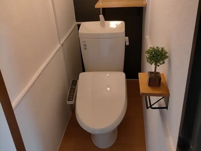 理想のトイレ空間に◎照明や壁紙などご要望通りに施工可能◎お見積もり無料！サービスの画像