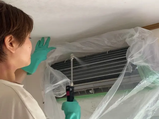 女性スタッフが訪問◎5児のママ目線で丁寧で優しい分解洗浄◎サービスの画像