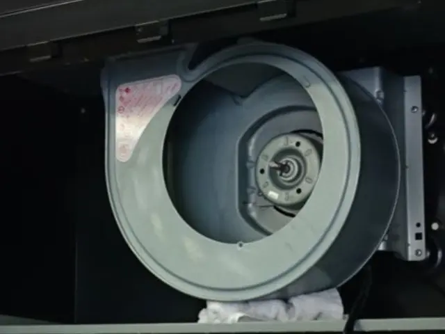 キッチンコンロの『焦げ付き』レンジフードの『しつこい油汚れ』丁寧に除去！サービスの画像