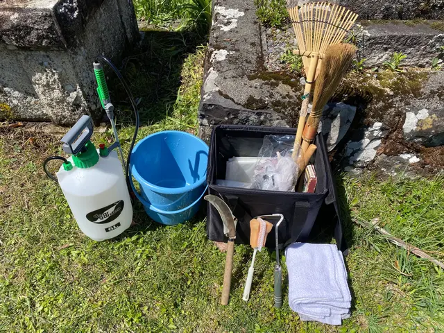 必ず当店スタッフが伺います！対応地域外・営業時間外もお気軽にご相談ください。サービスの画像