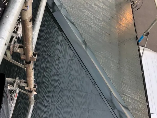 屋根塗装（下塗り、中塗り、トップ　計3度塗り）サービスの画像