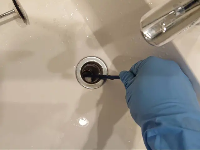 ◎コーキングの防カビサービス中!!豊富な経験と知識でお客様のお困り事に対応しますサービスの画像