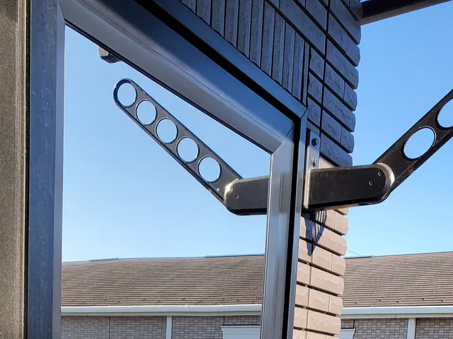 【遮熱・目隠し・CP防犯】国家資格保持者の真心を込めた責任施工、まずはご相談を！サービスの画像