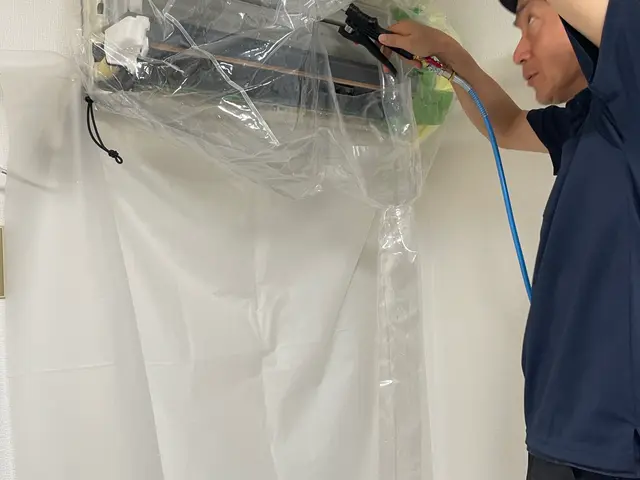 【半田市発のエアコン掃除】丁寧な事前説明あり、ご年配の方にも安心◎サービスの画像