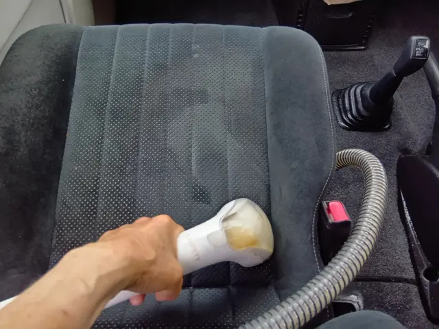 【即日対応 応相談】「ピカピカ絶賛！新車のような輝きを実現する匠の技」サービスの画像