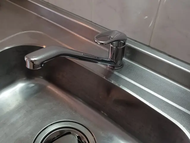 キッチン水栓蛇口交換　　水栓用意します　土日祝も対応可能ですサービスの画像