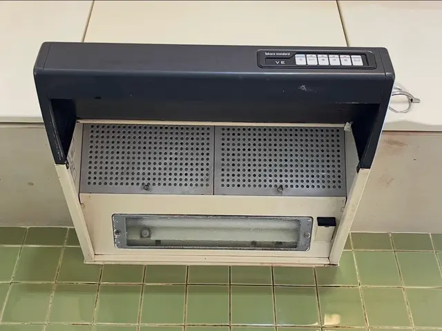 その油汚れ、お任せください！誰よりも早く、丁寧に仕上げます！サービスの画像