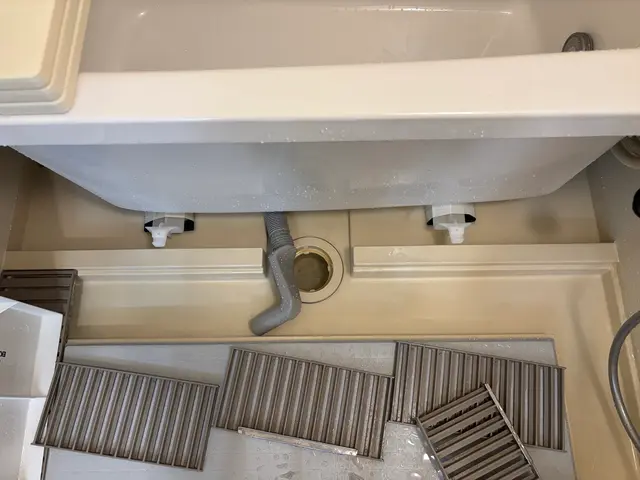 丁寧クリーニング＆ご対応！綺麗なお風呂で快適に！エプロン内部も綺麗にしますサービスの画像