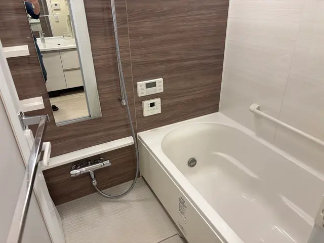 丁寧クリーニング＆ご対応！綺麗なお風呂で快適に！エプロン内部も綺麗にしますサービスの画像