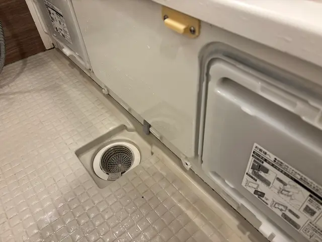 丁寧クリーニング＆ご対応！綺麗なお風呂で快適に！エプロン内部も綺麗にしますサービスの画像