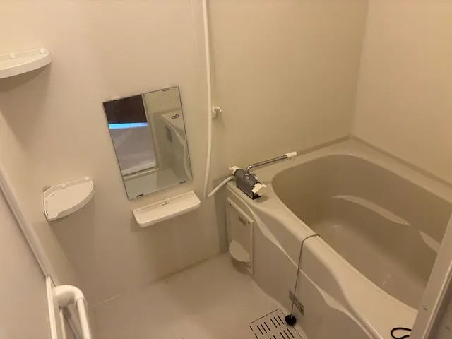 丁寧クリーニング＆ご対応！綺麗なお風呂で快適に！エプロン内部も綺麗にしますサービスの画像