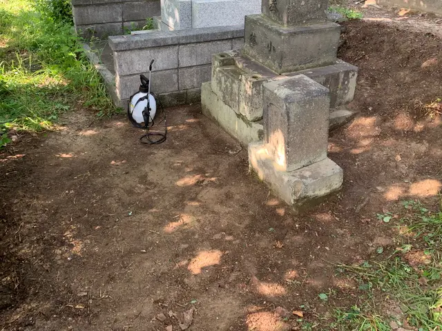 非対面OKの楽々依頼！無理せず大変な作業は全てお任せ！除草剤散布も料金込！サービスの画像