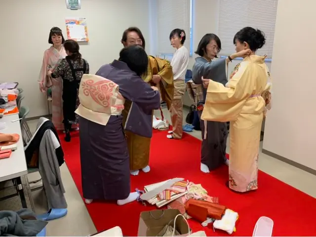 着付けを初めて40年。早く！楽に！美しく！普段は着付け教室をしています。