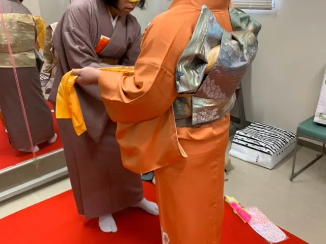 着付けを初めて40年。早く！楽に！美しく！普段は着付け教室をしています。