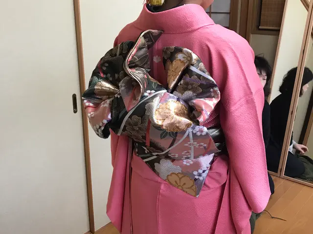 着付けを初めて40年。早く！楽に！美しく！普段は着付け教室をしています。