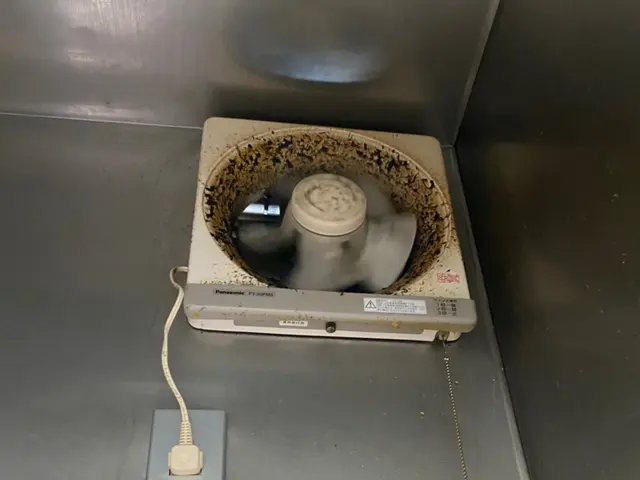 《損害保険加入済み◎》どんなに汚れていても追加料金無し！隅々まで丁寧に清掃しますサービスの画像