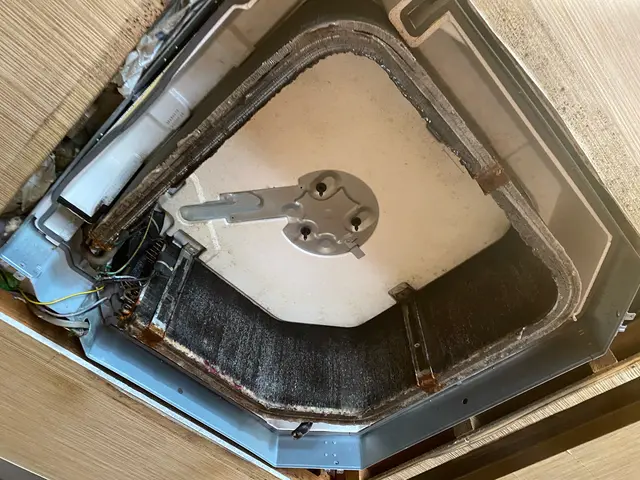 【今だけ抗菌コート無料！】業界歴4年以上のお掃除のプロがお伺いします◎駐車場無料サービスの画像