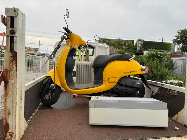 パワーゲート車ですので一人で積みますので低コストを実現しましたサービスの画像