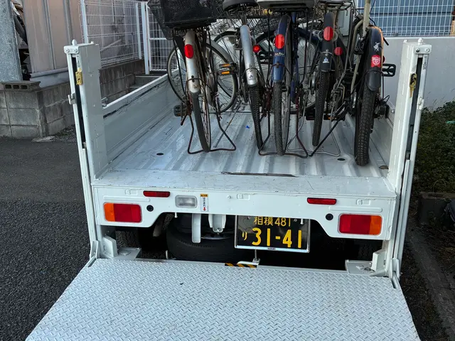 とにかく安く処分したい、そんな人のために、しかも中型家電品等は壊れていてもok！サービスの画像