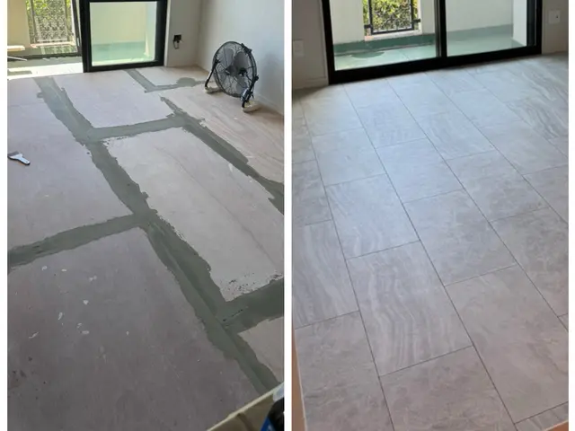 《床フロアタイル施工》サービスの画像