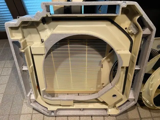 ◇カビ風防止！お店の空気環境をキレイに！しっかり分解します！駐車代金当店負担サービスの画像