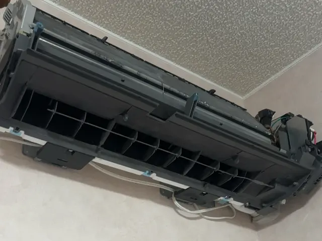 ★複数台がお得★技術力が高いスタッフ在籍★エアコンの気になる汚れ解決サービスの画像