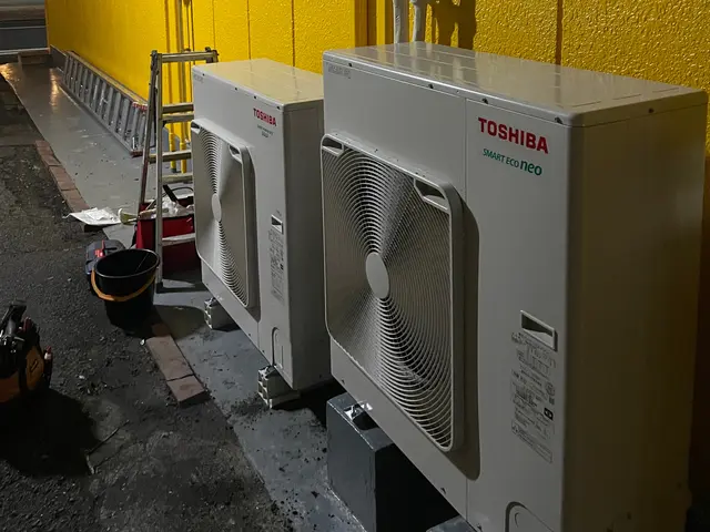 業務用エアコン工事サービスの画像