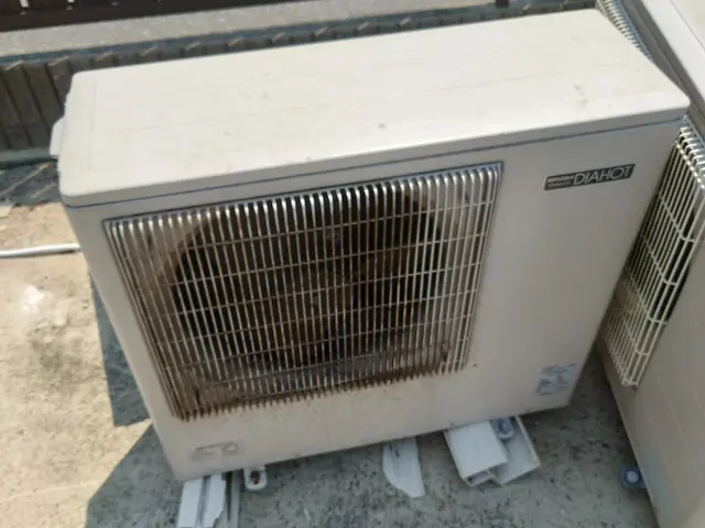 電気式給湯器の交換、取り付けサービスの画像