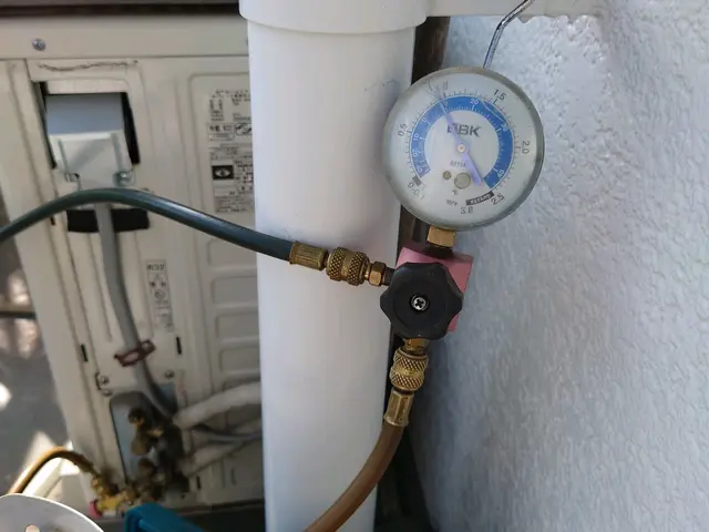 ◎エアコンが冷えない時は→千葉県市原市中高根イマイデンキ◎只今、春夏冬中！！サービスの画像