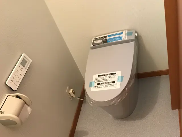 トイレも古くなってきたしそろそろ模様替えしたいなぁ・・・ご相談下さい！サービスの画像