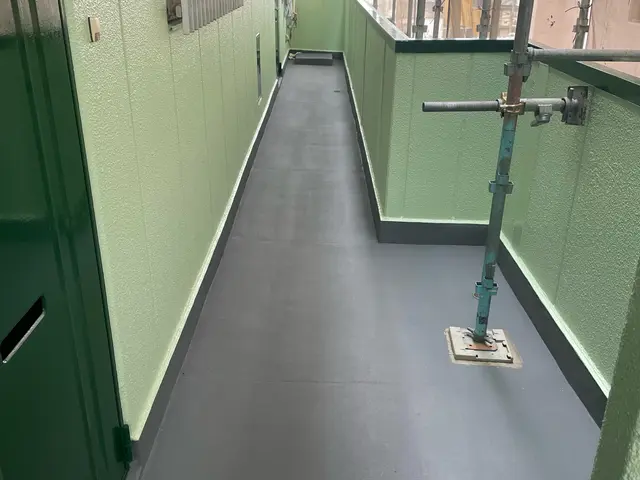 仕上がり重視で丁寧に施工◎すべて自社対応！損害保険加入済み！サービスの画像